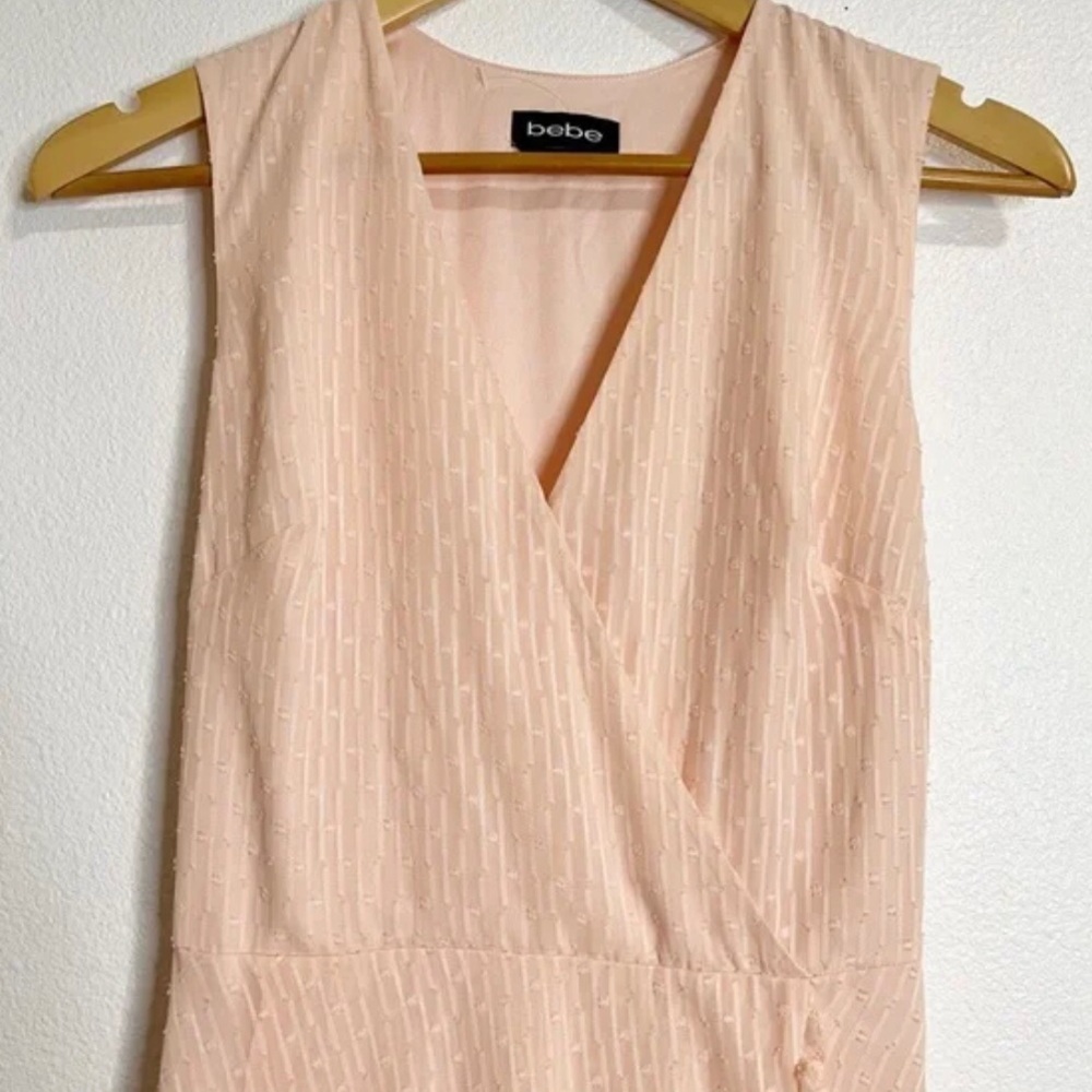 Bebe Faux Wrap Ruffled Front Dress SIZE 4 - Picture 4 of 13
